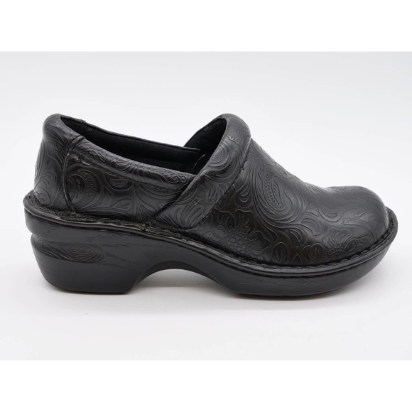 Boc Clogs Womens 6 Black Faux Leather Embossed Tooled Slip On Comfort Shoes - Picture 4 of 11